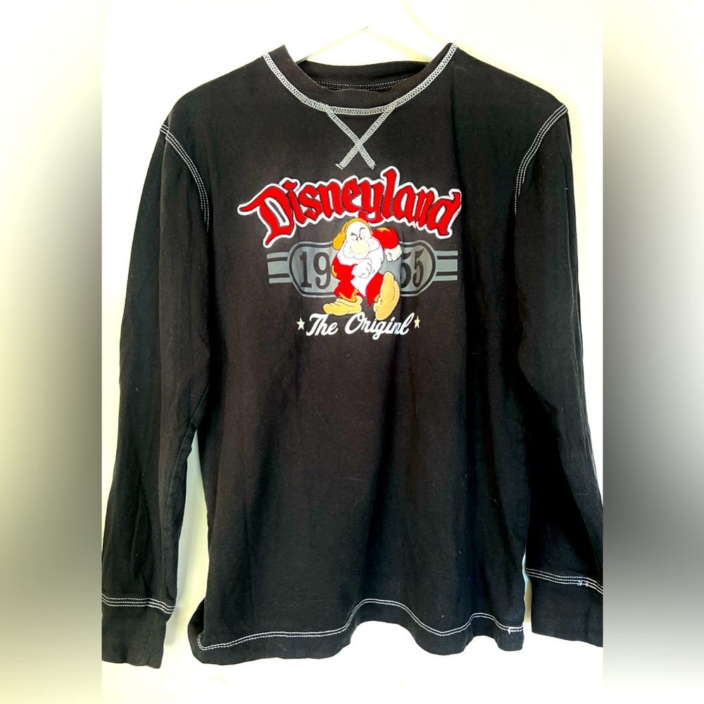 Disney Grumpy Black Long Sleeve Tee Shirt Top Embroidered Sm Disneyland Fantasy